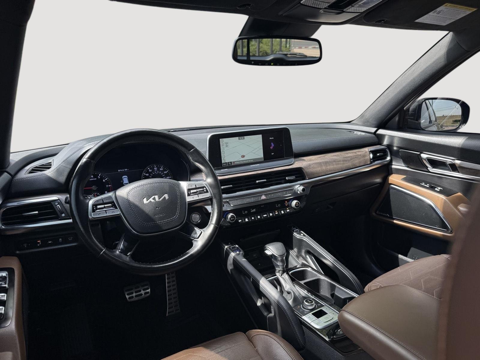 Used 2022 Ebony Black Kia SX image 19