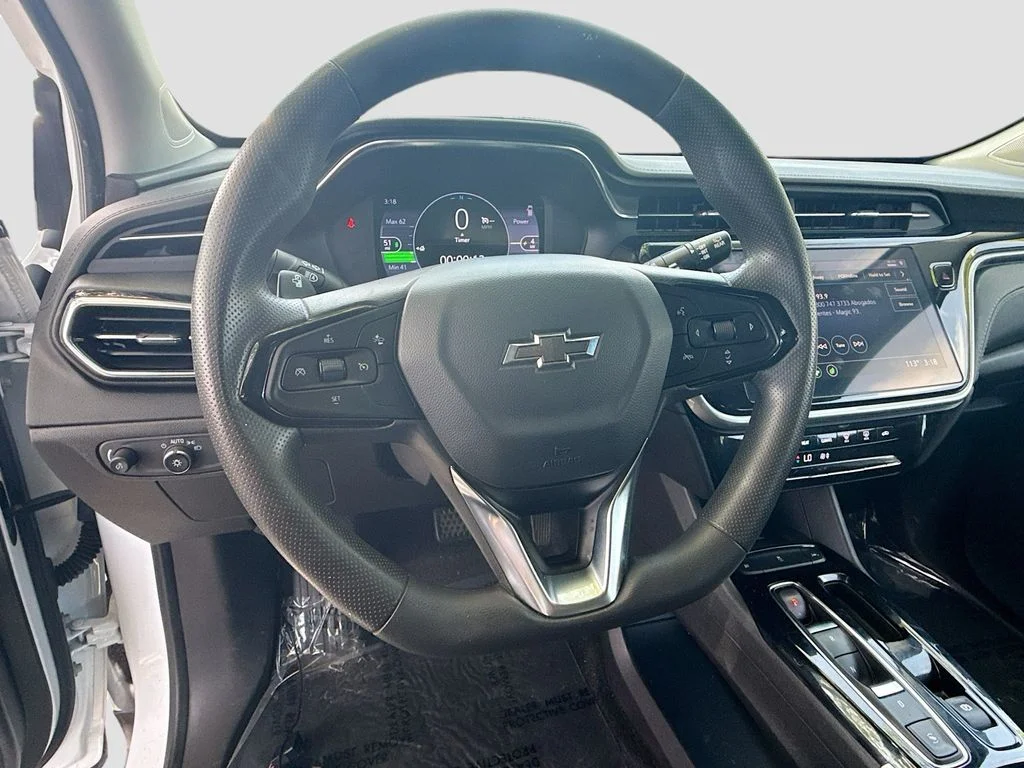 Used 2022 White Chevrolet LT image 11