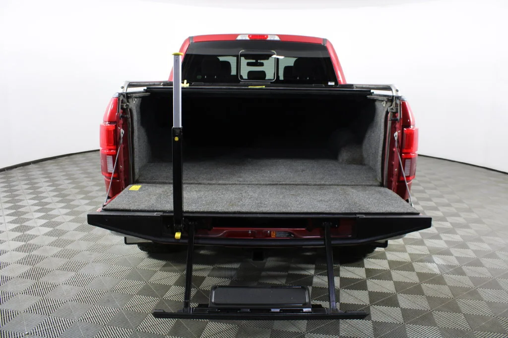Used 2020 Red Ford King Ranch image 7