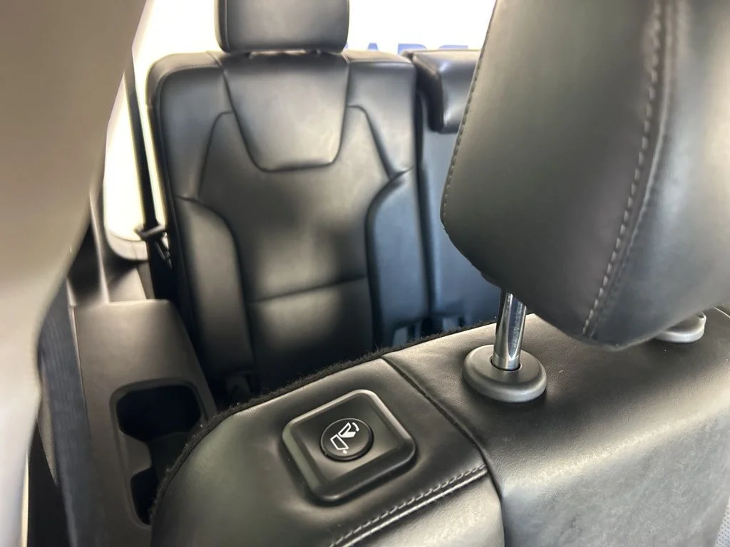 2024 Kia Telluride S - Photo 34