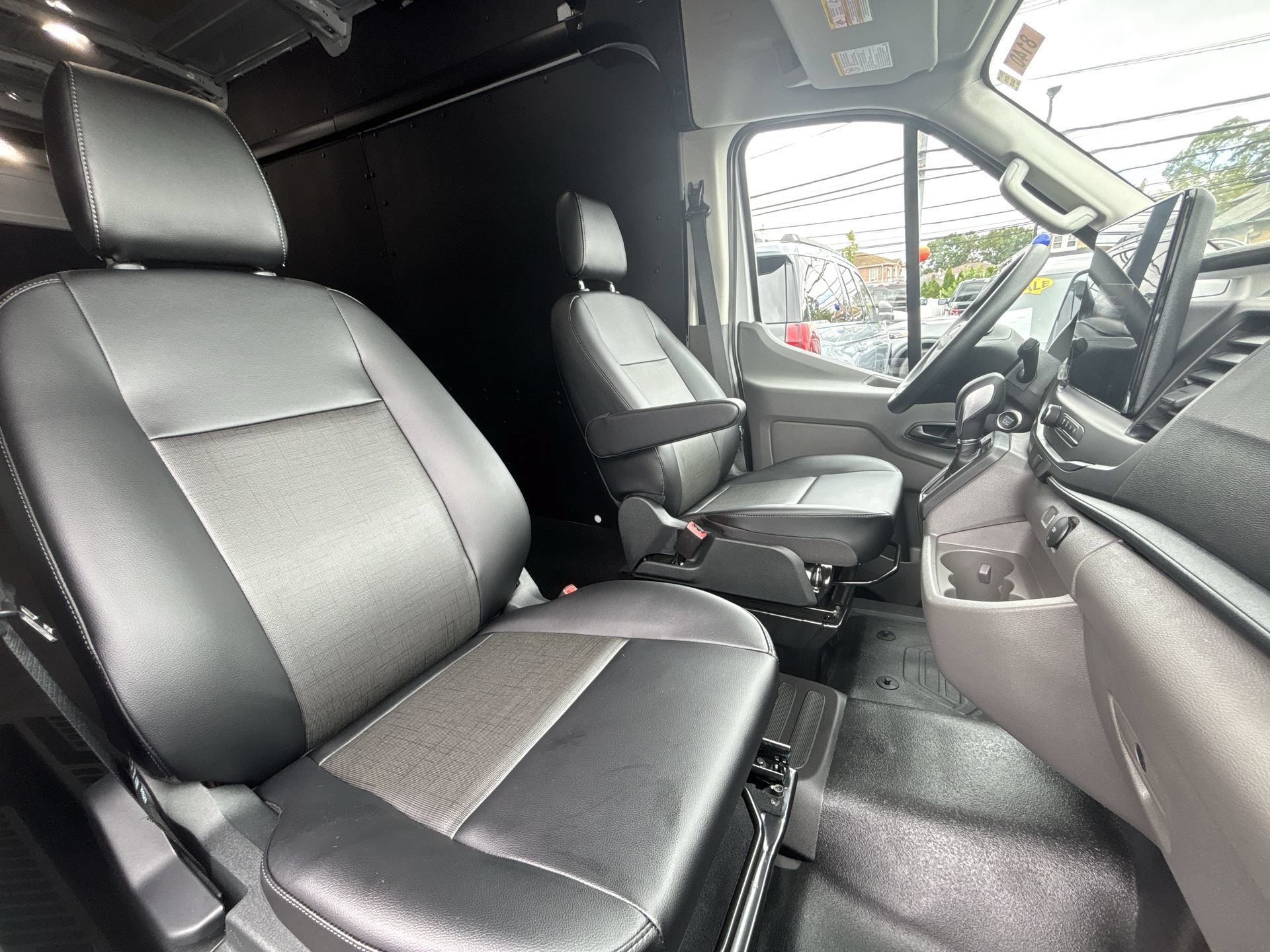 New 2026 Oxford White Ford Cargo Van image 22