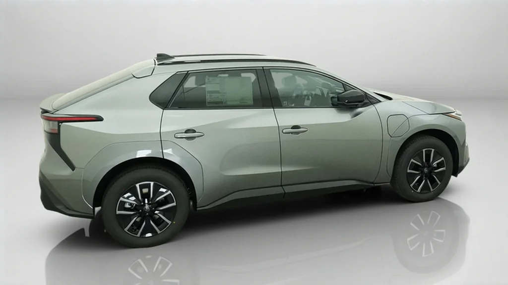 New 2027 Heavy Metal Toyota XLE image 16