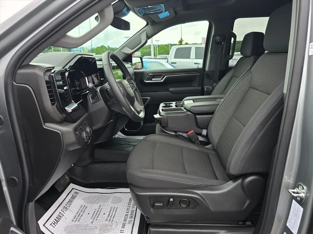 Used 2025 Gray Chevrolet RST image 11