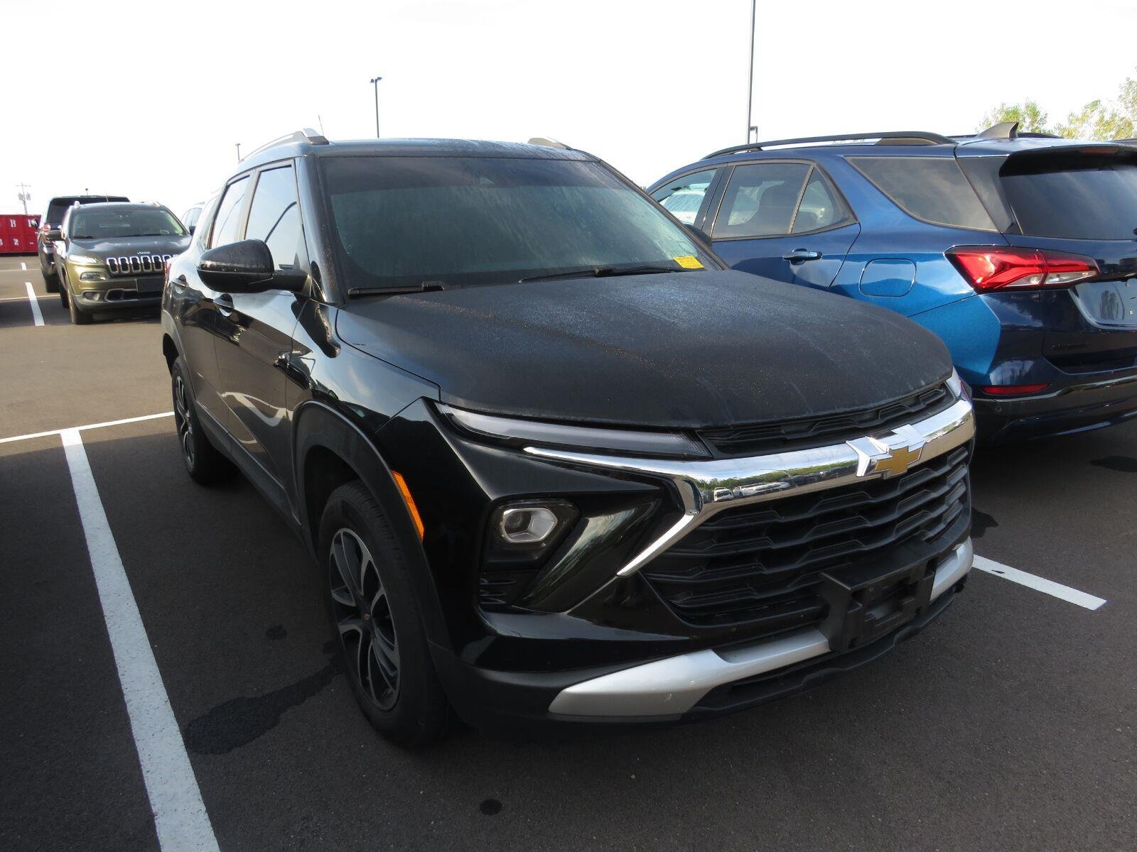Used 2026 Mosaic Black Metallic Chevrolet LT image 2