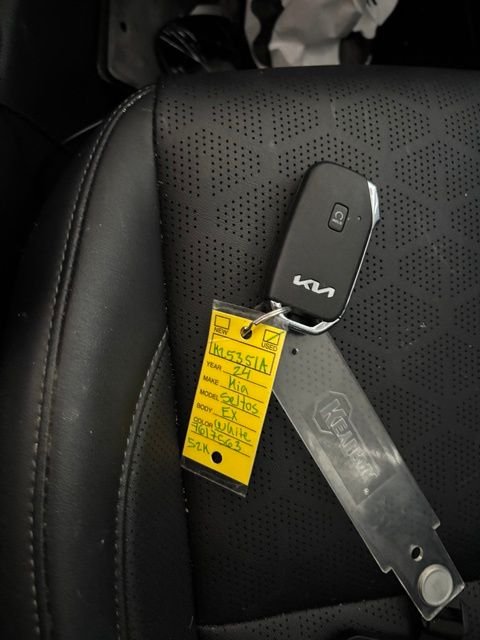 Used 2024 White Kia EX image 12