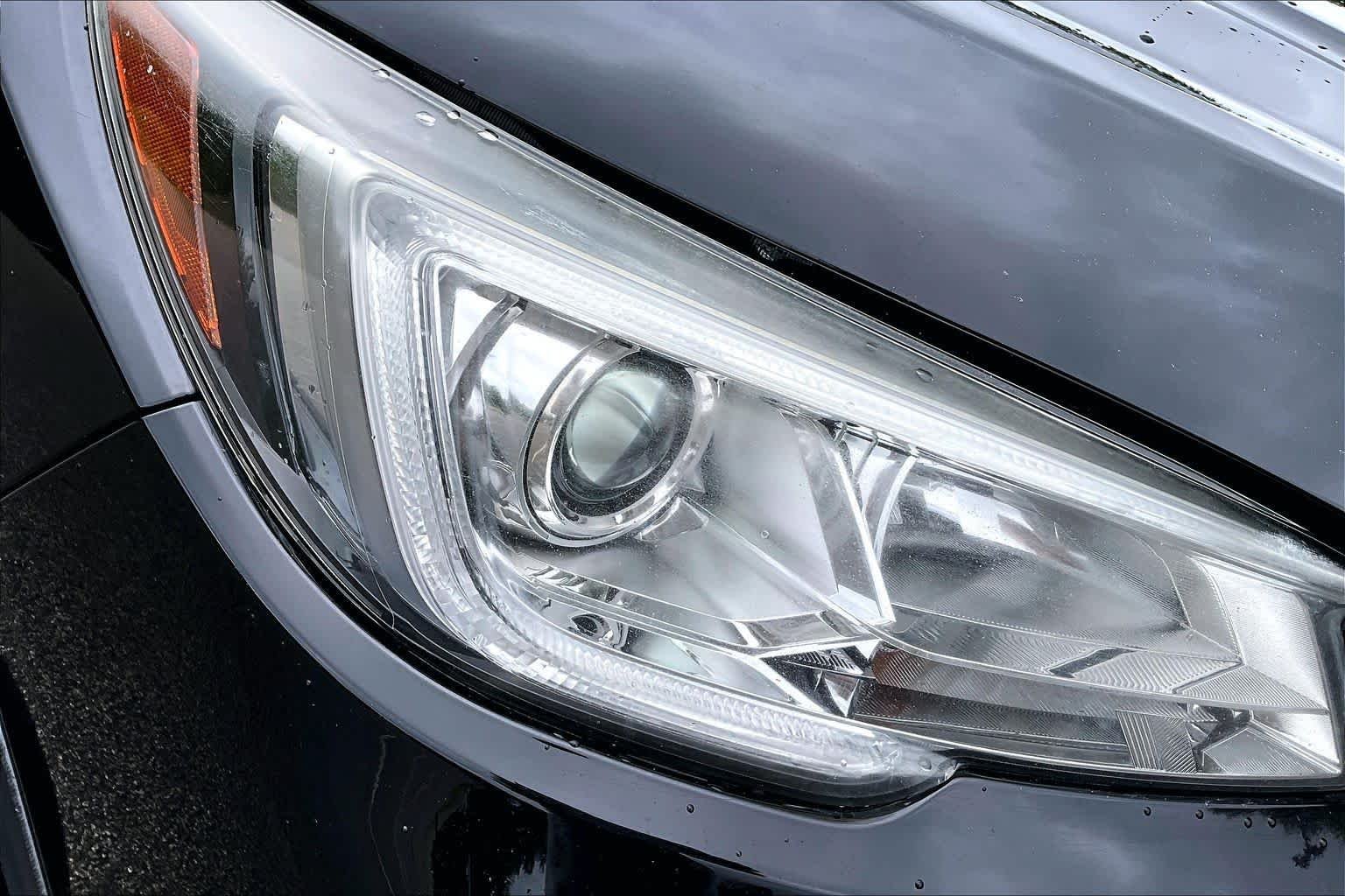 Used 2019 Crystal Black Silica Subaru Premium image 27
