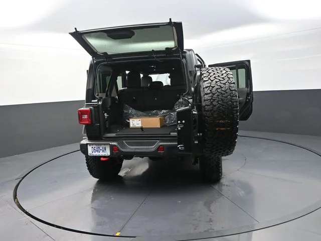 New 2026 Black Clear-Coat Exterior Paint Jeep Rubicon X image 39