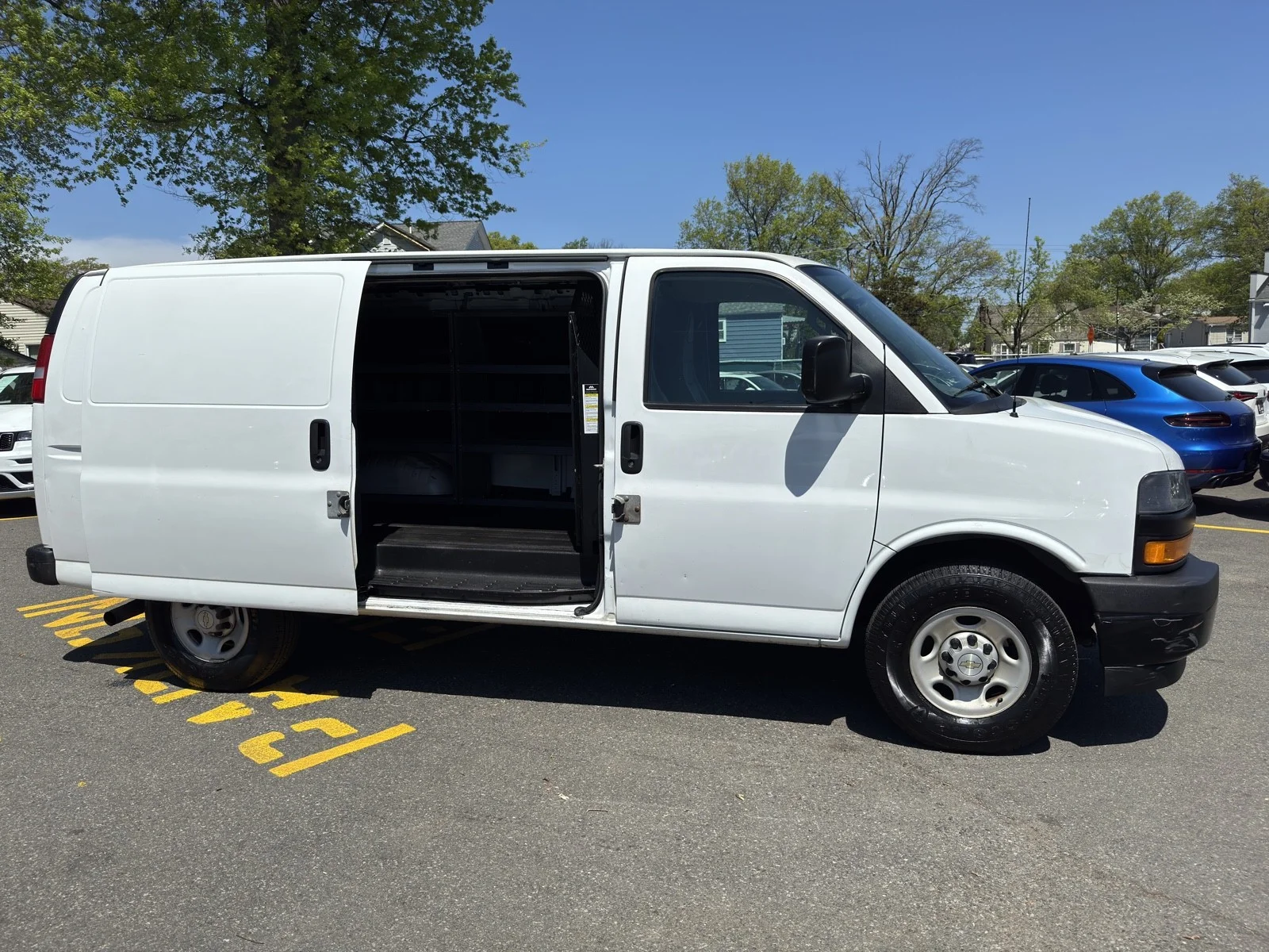 Used 2020 Summit White Chevrolet Work Van 3500 135