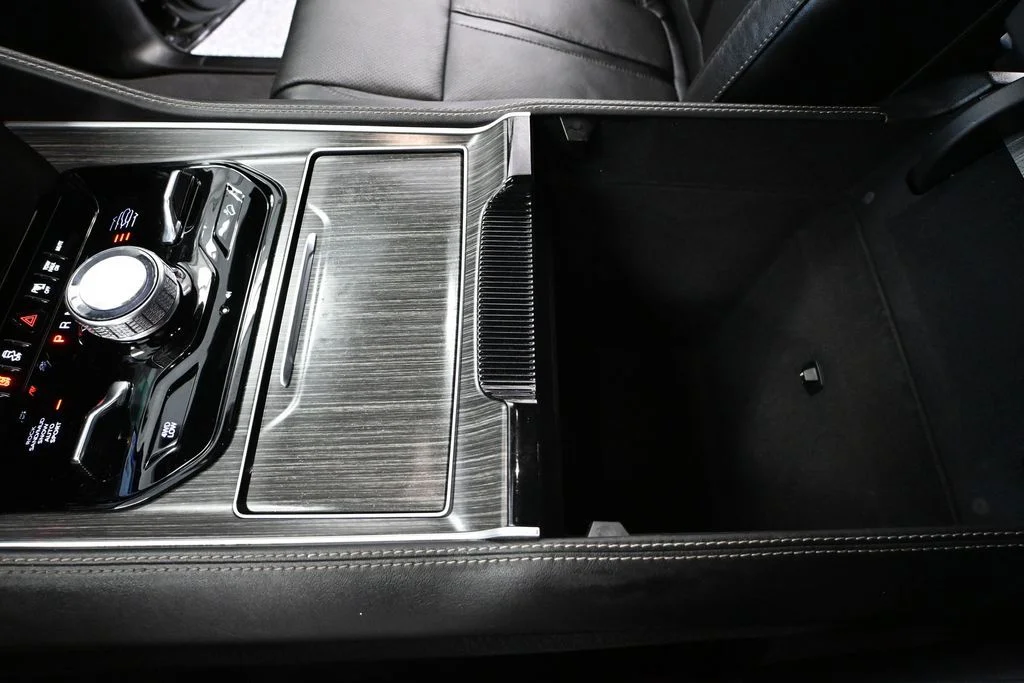 Used 2024 Black Jeep Series III image 36