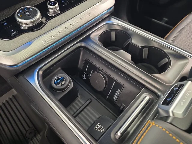 New 2027 Agate Black Metallic Ford Tremor® image 38