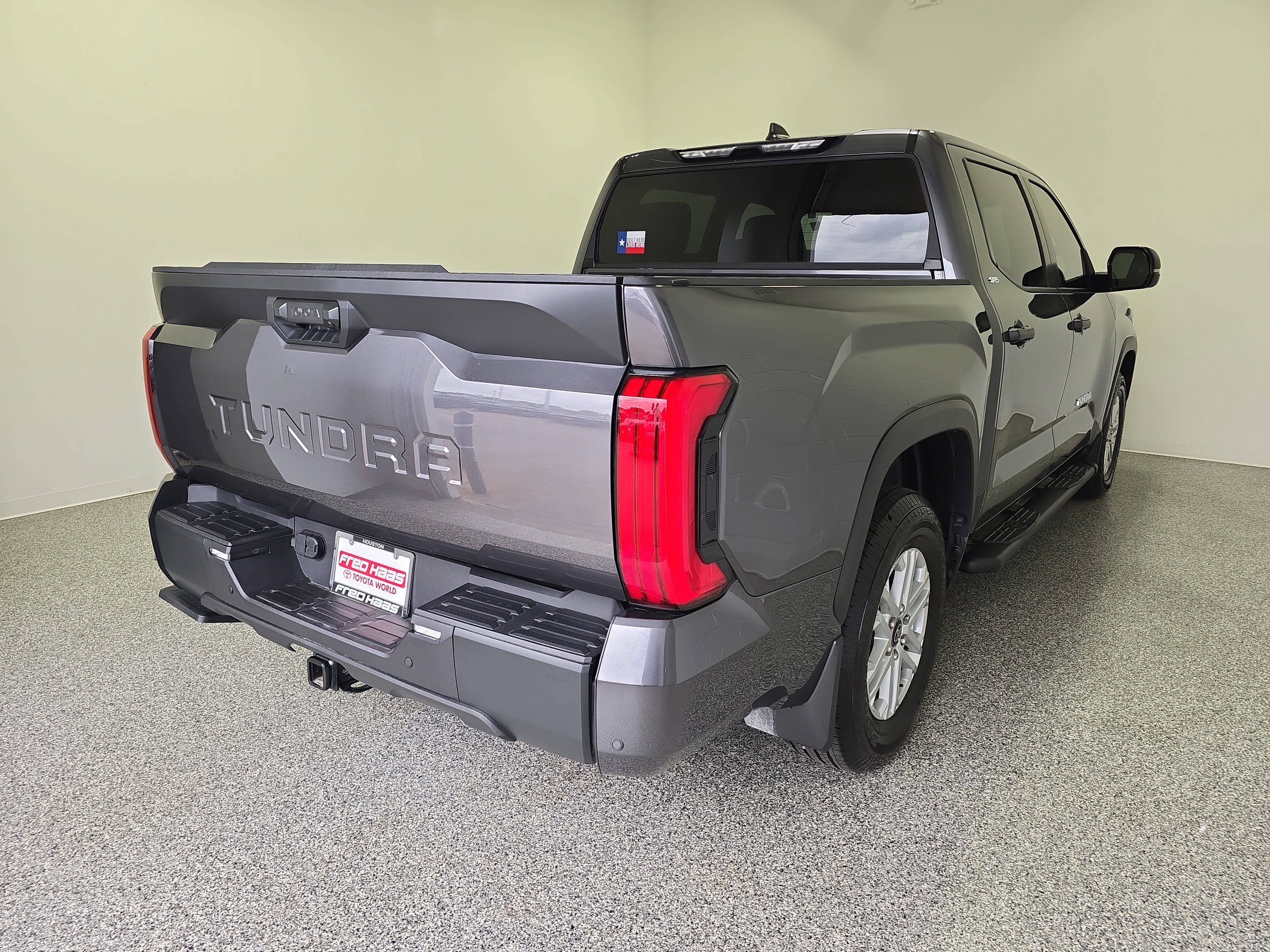 Used 2026 Magnetic Gray Metallic Toyota SR5 image 4