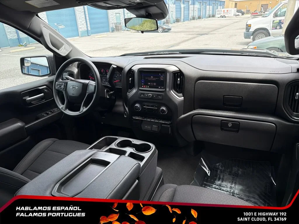 Used 2023 BLACK Chevrolet Custom image 29