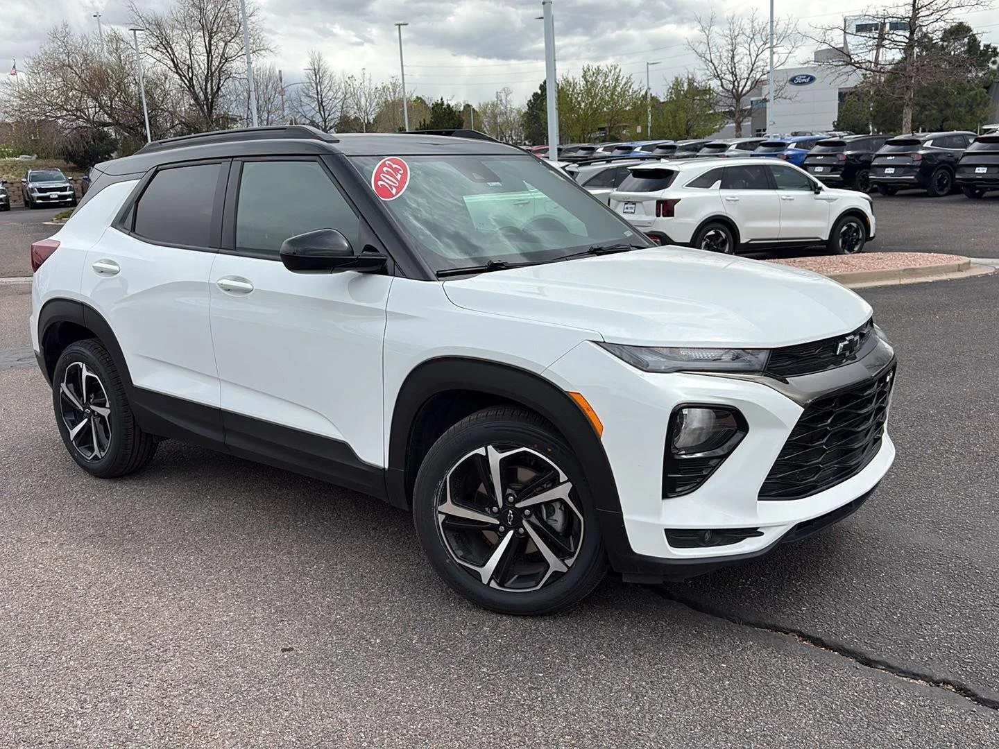 Used 2023 Summit White Chevrolet RS image 4