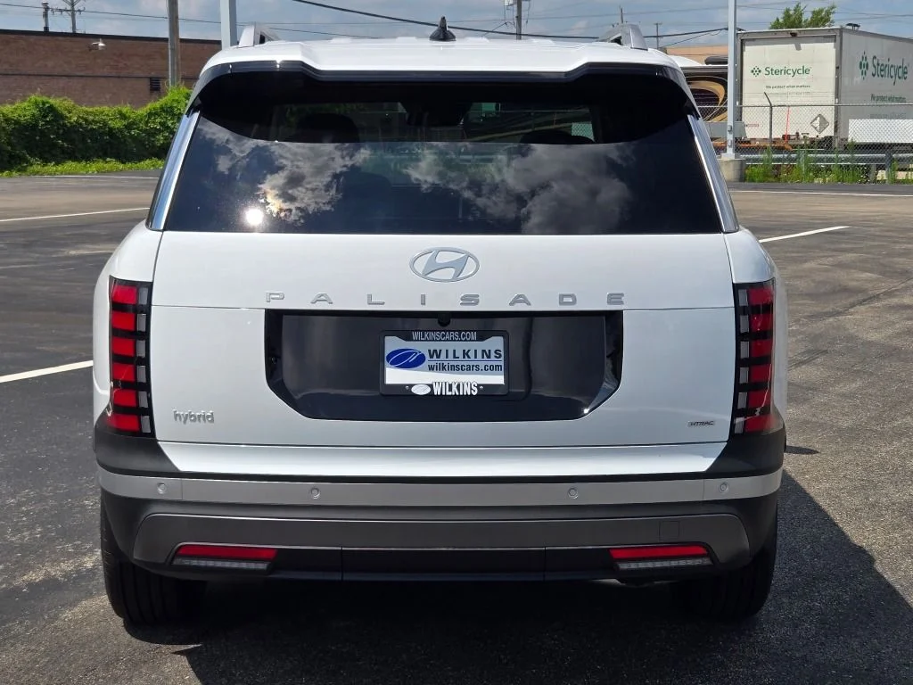 New 2026 White Pearl Hyundai SEL Premium image 13