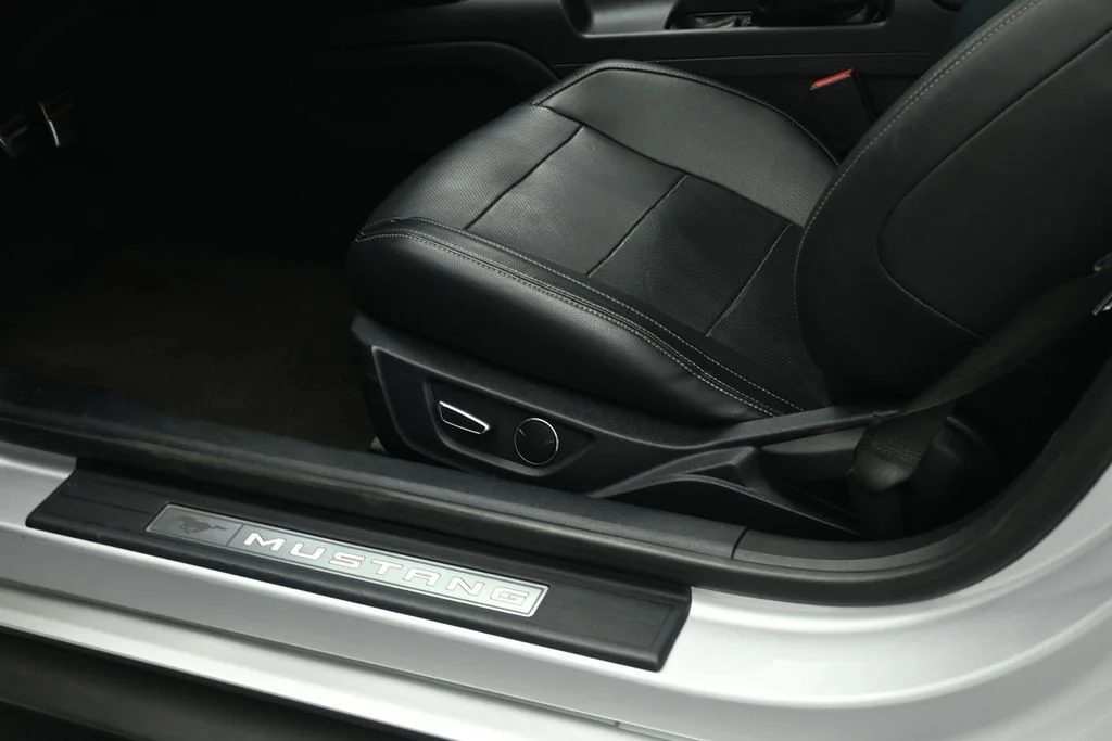 Used 2016 Silver Ford EcoBoost Premium image 9