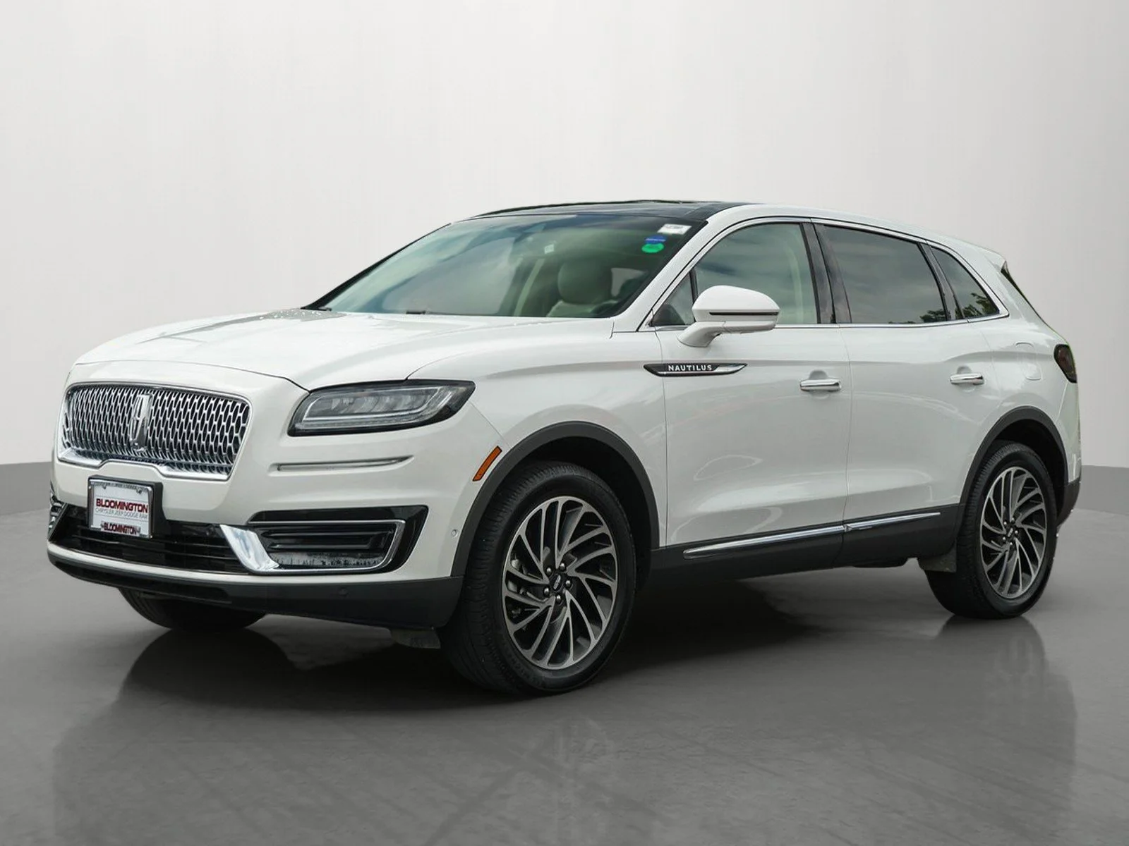 Used 2020 White Lincoln Reserve image 3