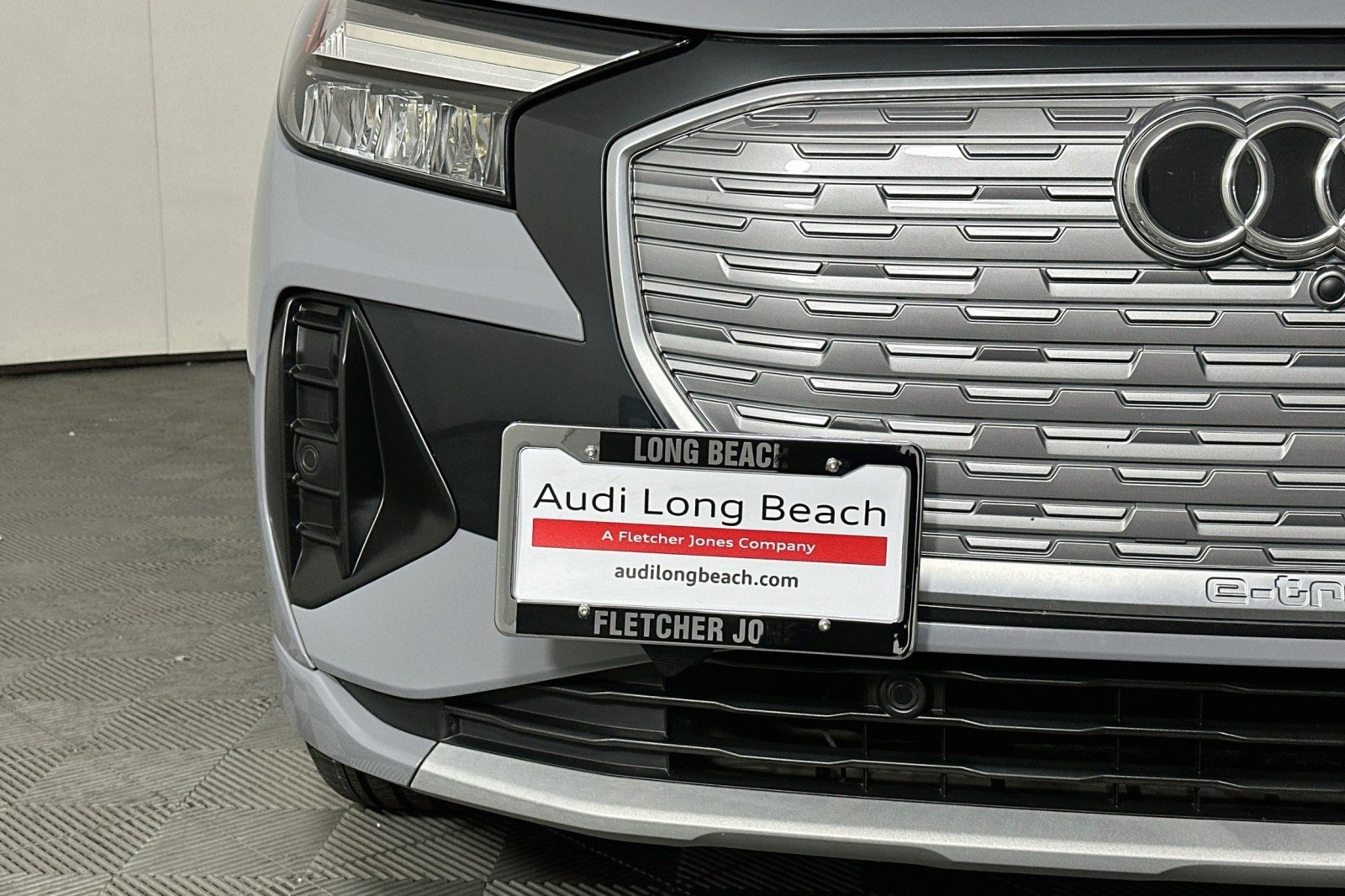 Used 2024 Pebble Gray Audi Premium image 16