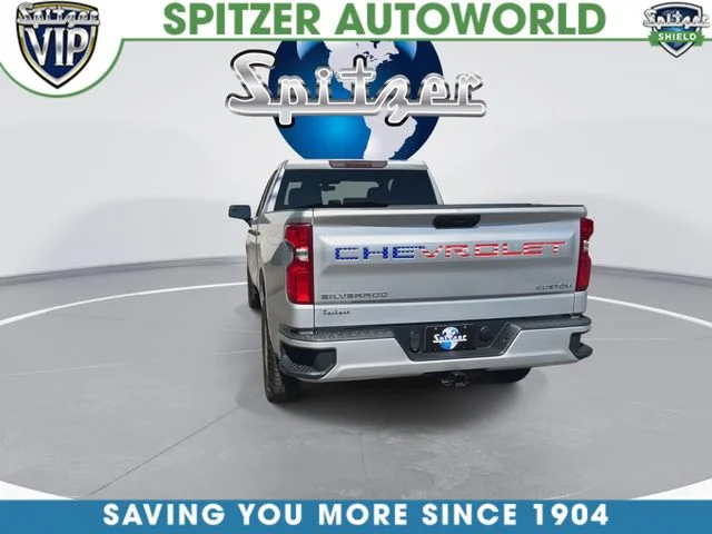 Used 2021 Silver Chevrolet Custom image 8