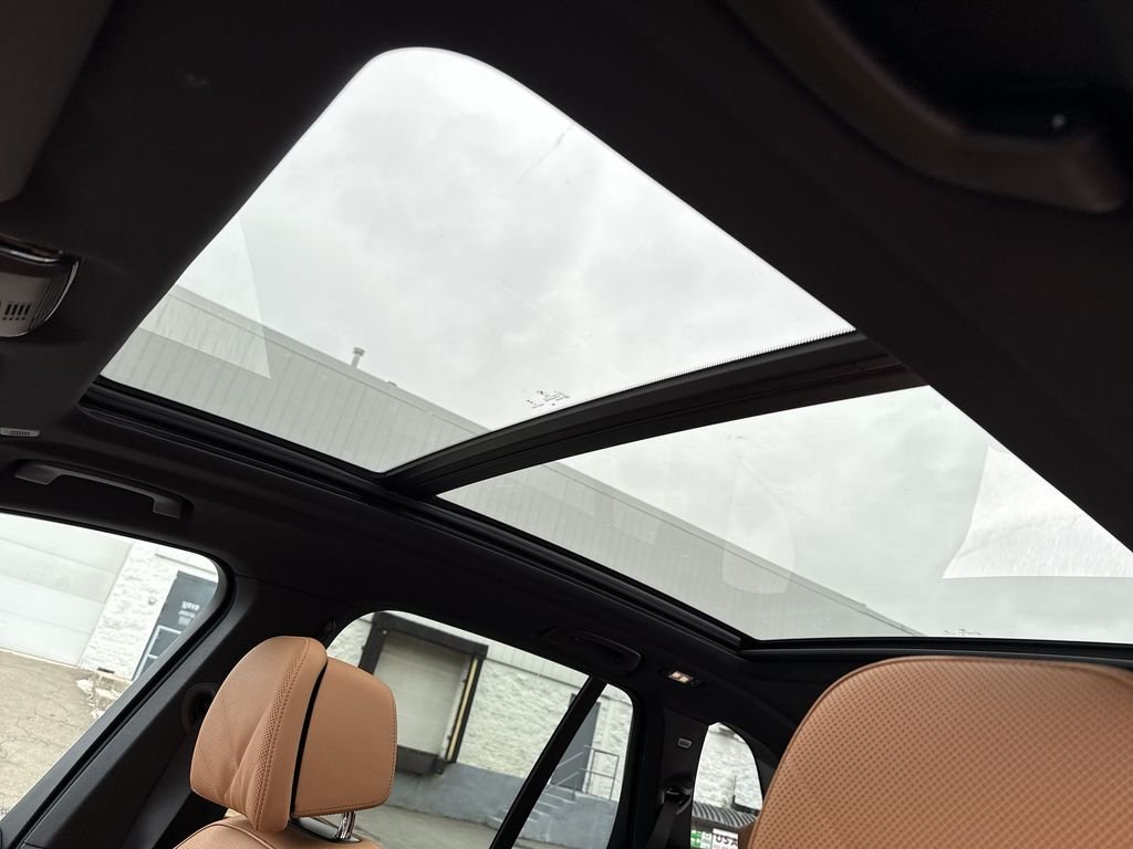 New 2026 Blue BMW xDrive40i image 22