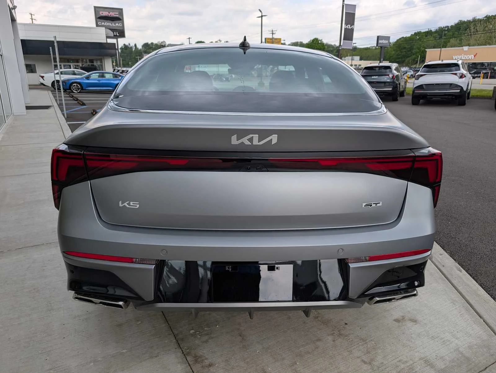 New 2026 Steel Matte Gray Kia GT image 8