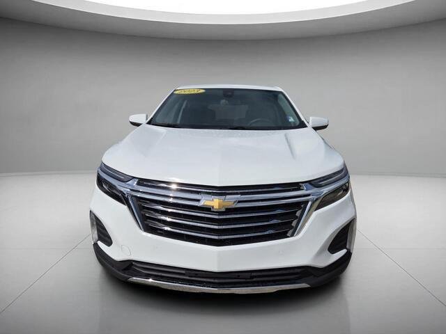 Used 2023 Summit White Chevrolet LT image 8