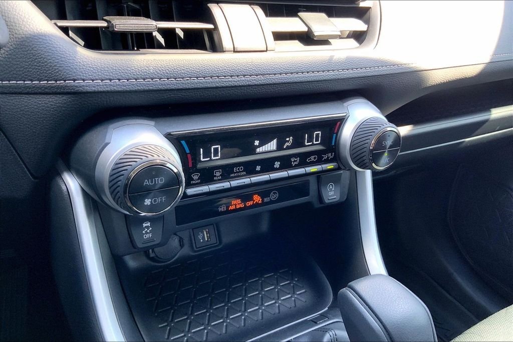 Used 2025 Magnetic Gray Metallic Toyota XLE image 30