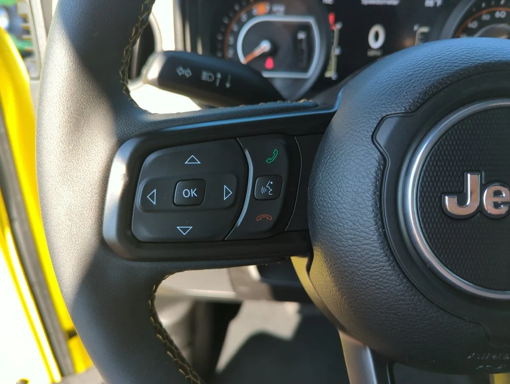 Used 2024 Yellow Jeep Sport S image 21