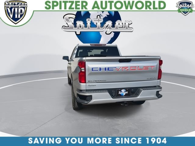 Used 2021 Silver Chevrolet Custom image 8