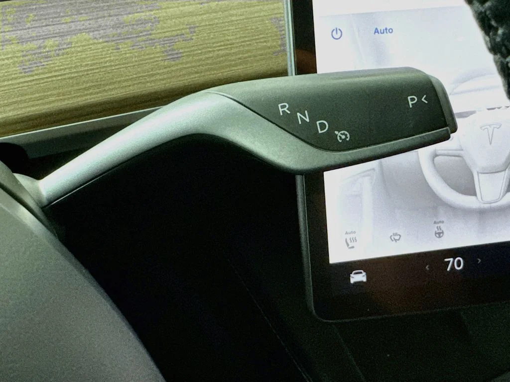 Used 2022 Blue Tesla Long Range image 18