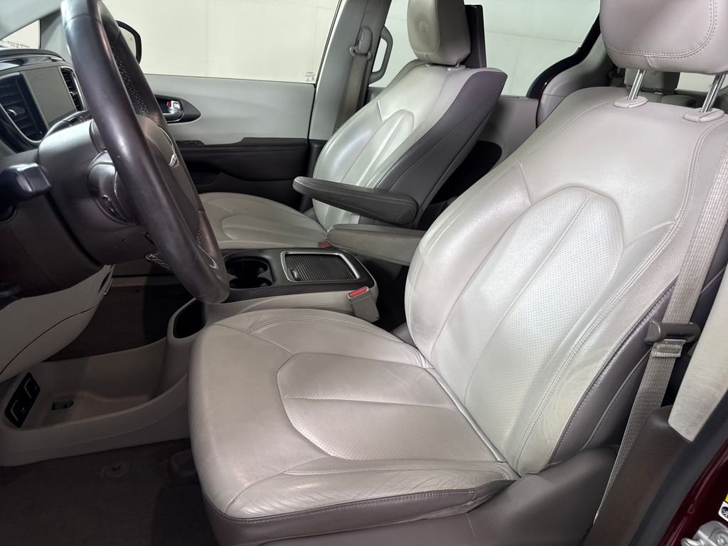 2018 Chrysler Pacifica Touring L Plus - Photo 11