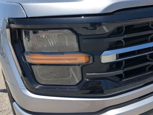 New 2026 Iconic Silver Metallic Ford XLT image 10