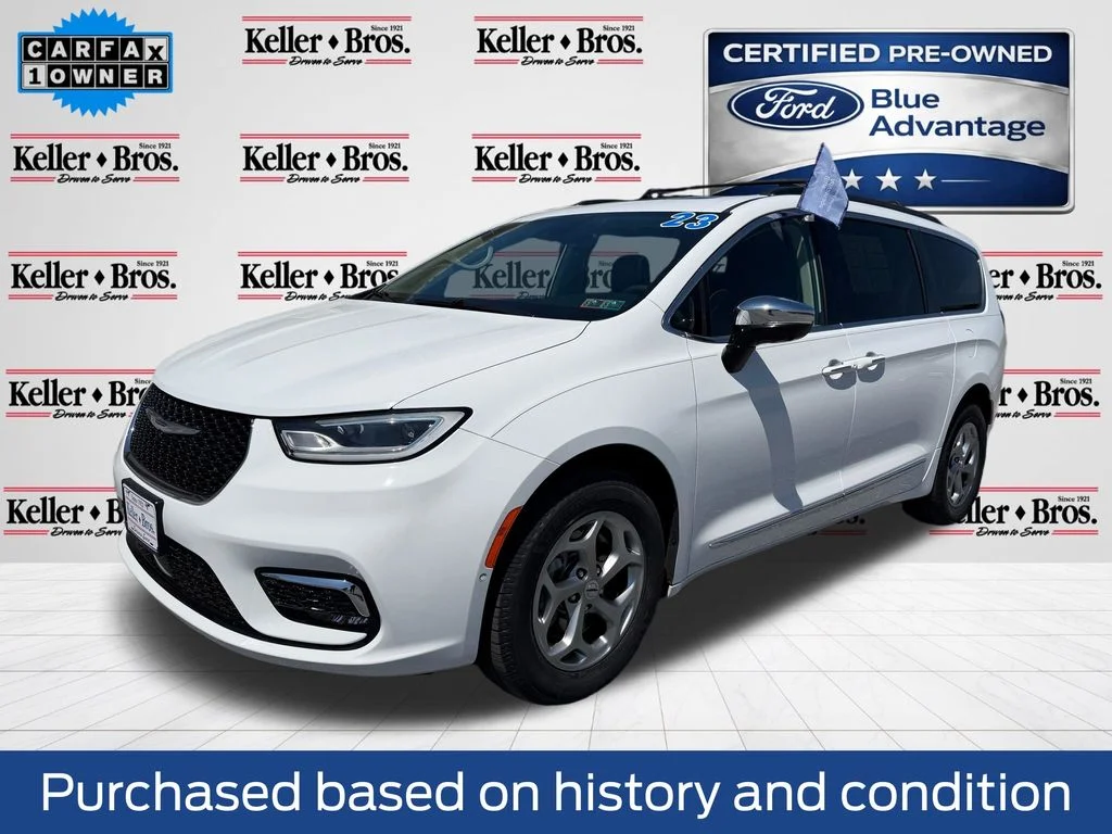 Used 2023 White Chrysler Limited image 3