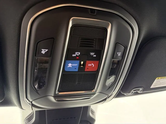 New 2026 White Jeep Laredo image 22
