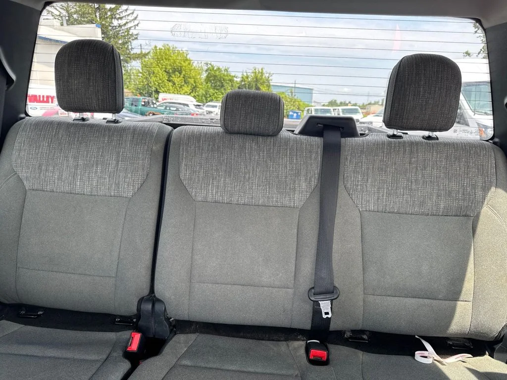 Used 2021 Oxford White Ford XLT image 27