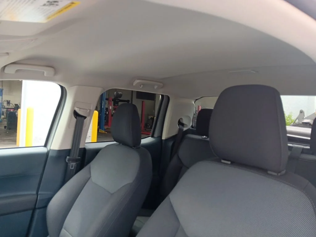 Used 2022 Cactus Gray Ford XL image 27