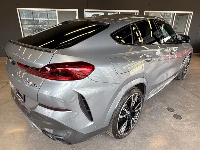 Used 2024 Gray BMW M60i image 7