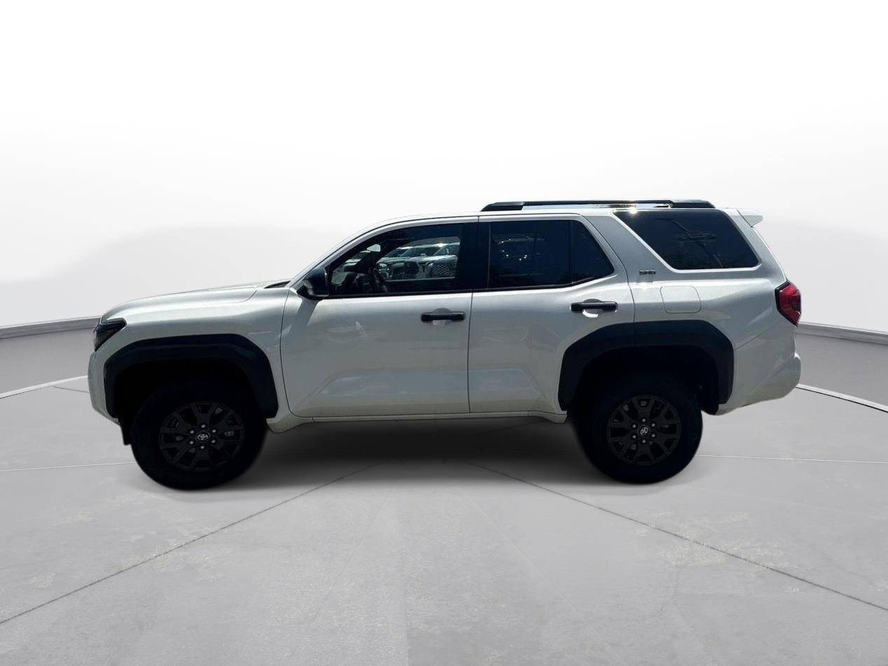 Certified Used 2025 Ice Cap Toyota SR5 image 9