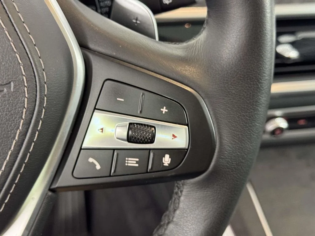 Certified Used 2024 Gray BMW xDrive40i image 23