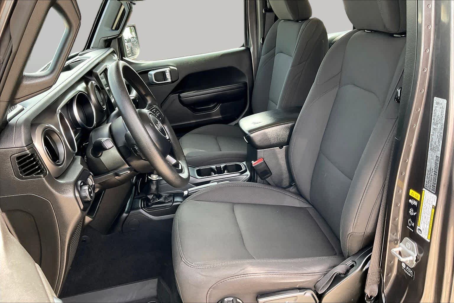 Used 2023 Granite Crystal Metallic Clearcoat Jeep Sport image 8