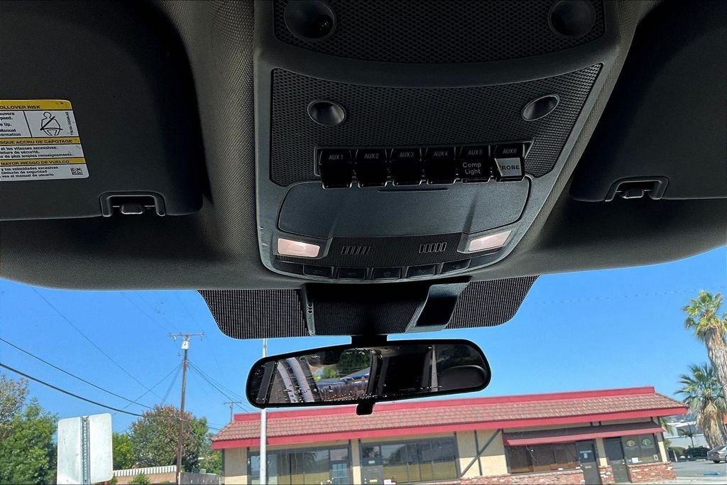 Used 2020 White Ford XL image 13