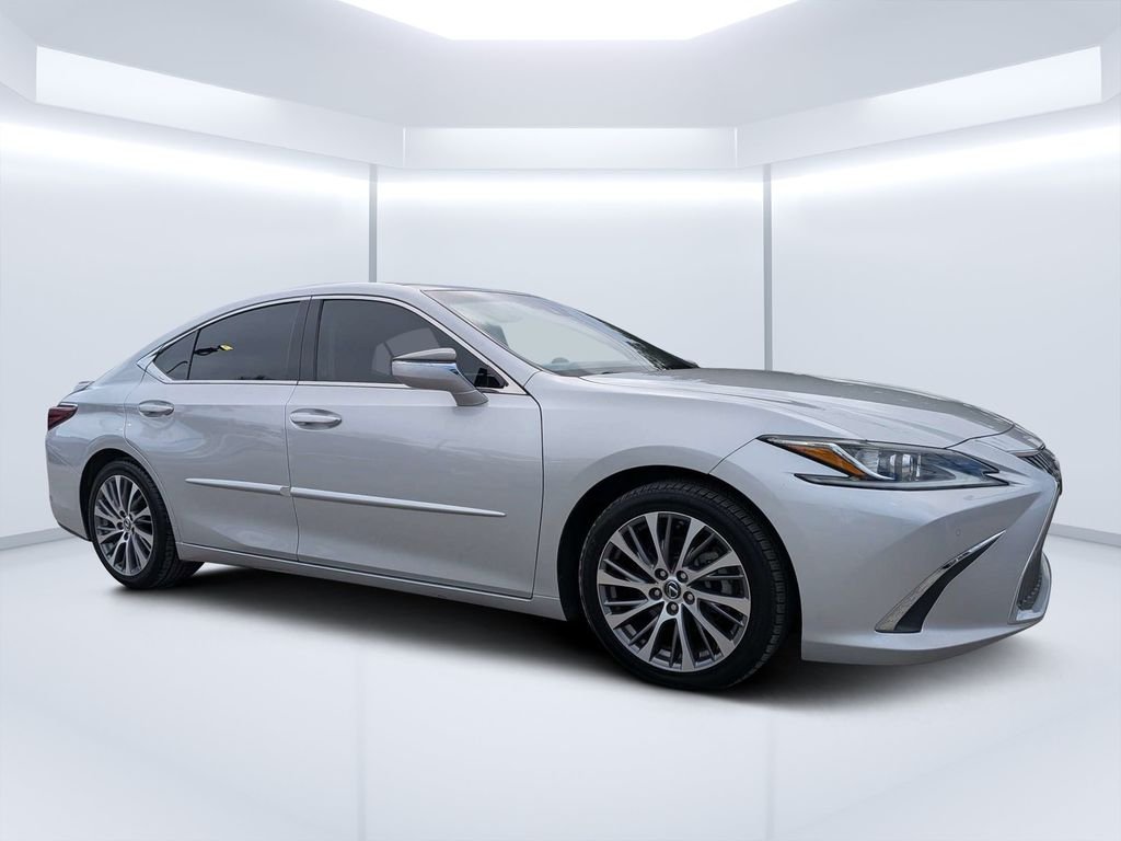 Used 2021 Silver Lexus 350 image 1