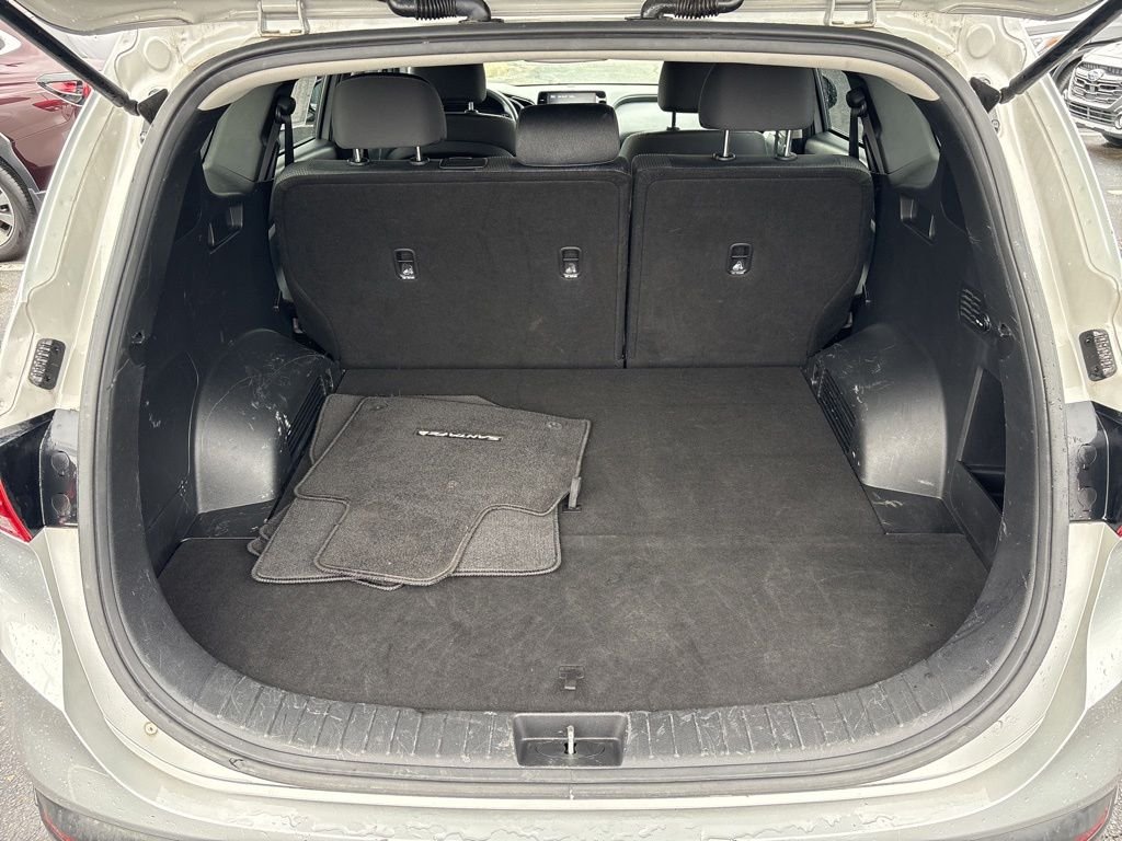 Used 2021 Silver Hyundai SE image 24