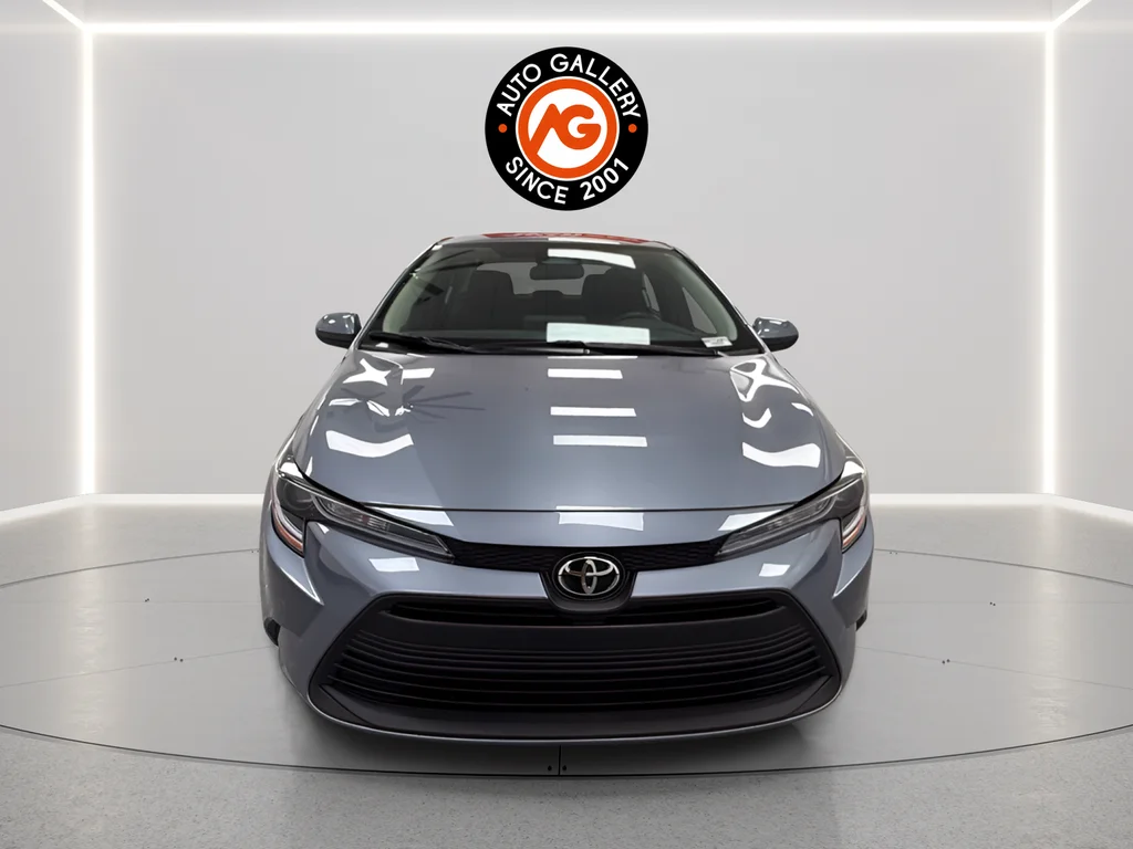 Used 2026  Toyota LE image 3