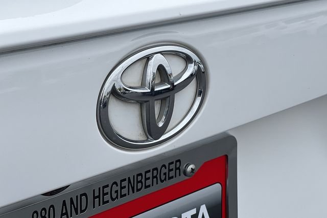 Used 2021 White Toyota XLE image 37