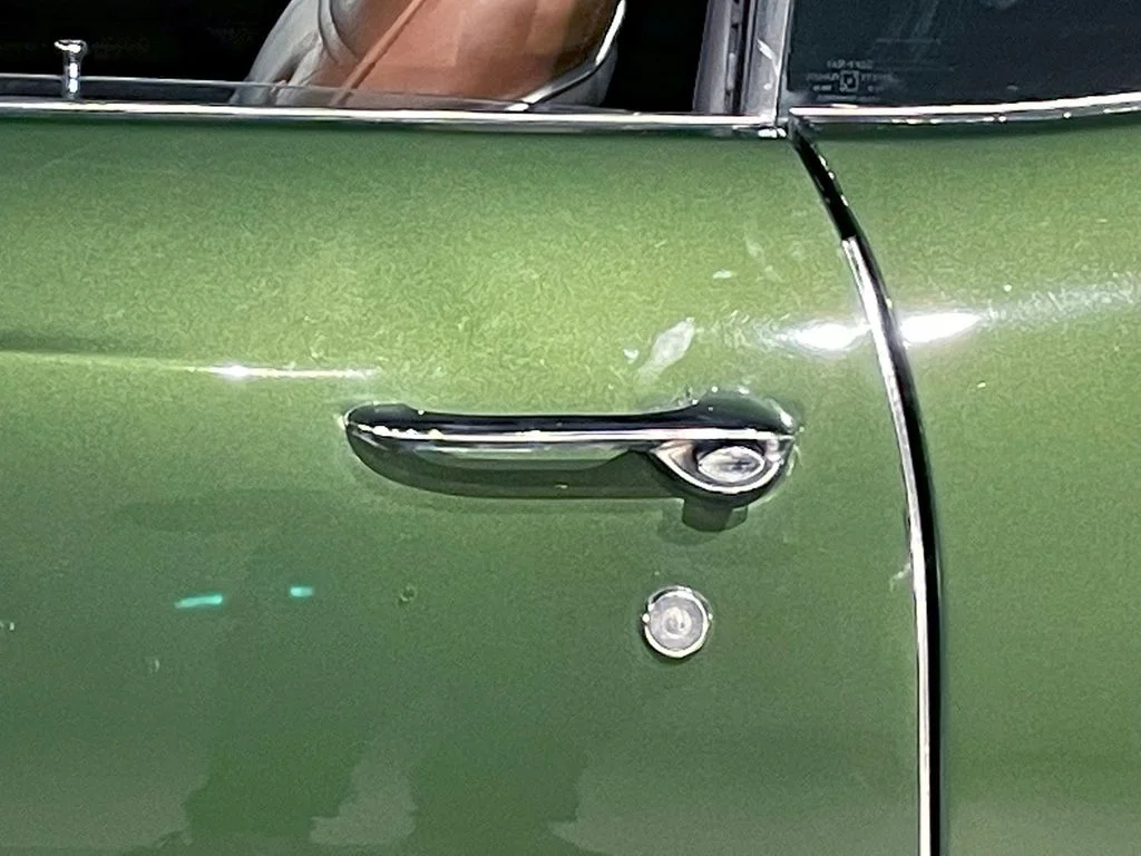 Used 1972  Oldsmobile  image 12