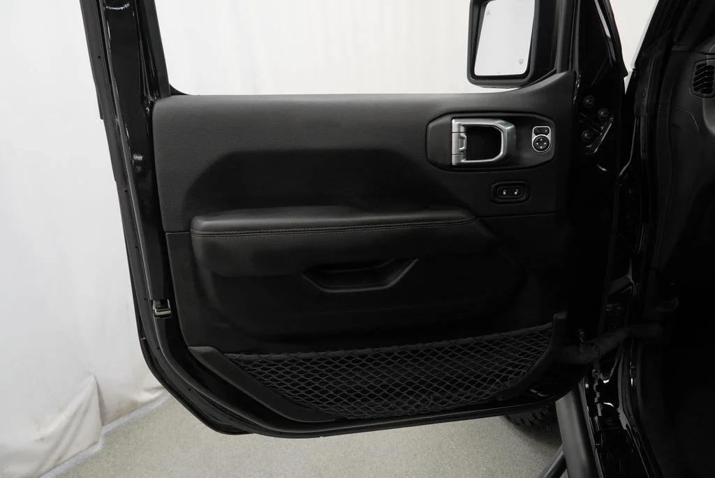 Used 2023 Black Jeep Rubicon 392 image 42