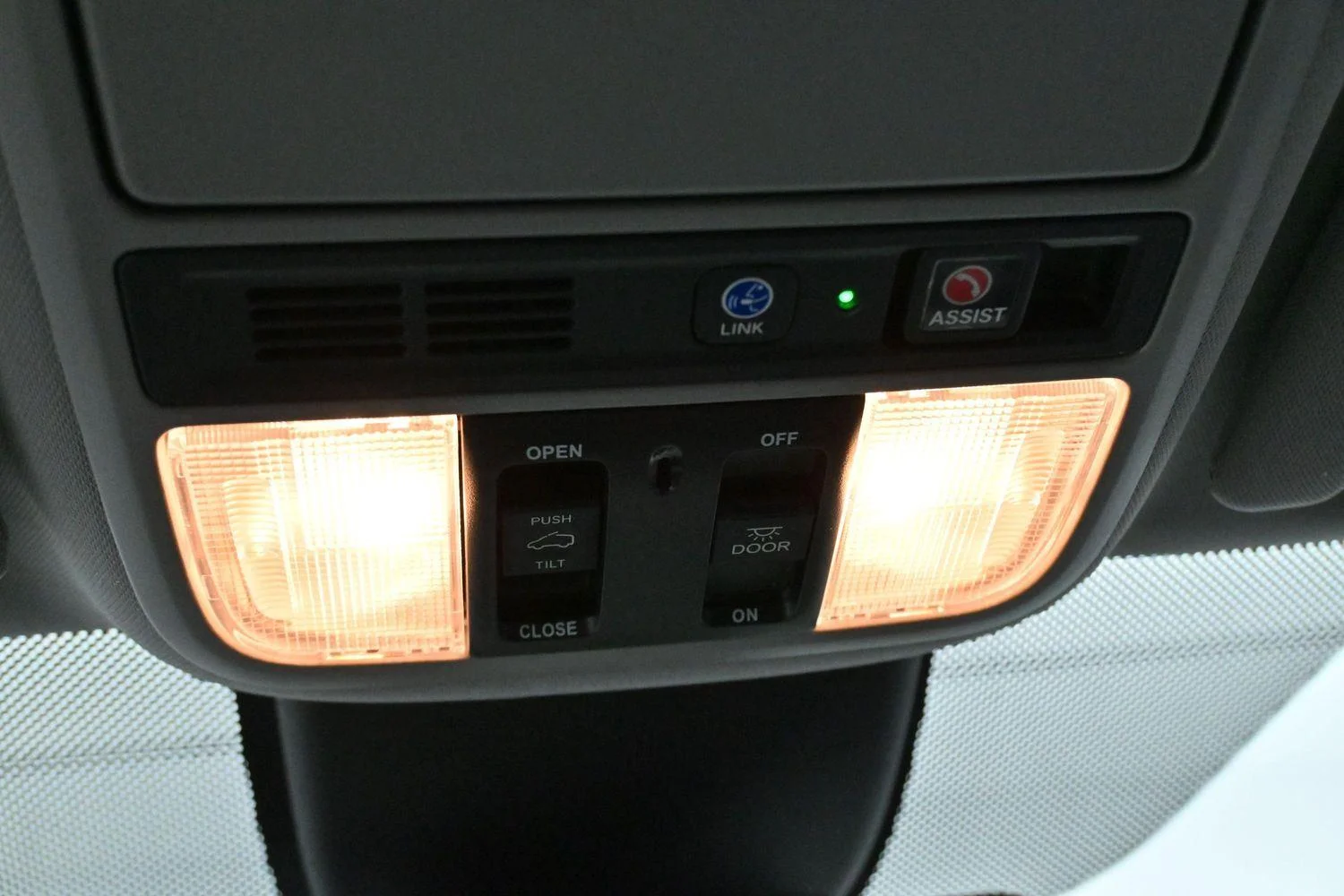 Used 2023 Modern Steel Metallic Honda Touring image 29