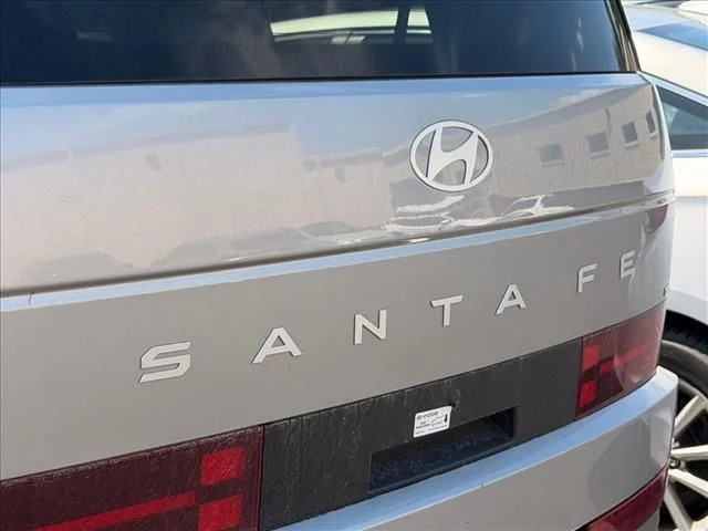 Used 2026 Silver Hyundai SE image 18