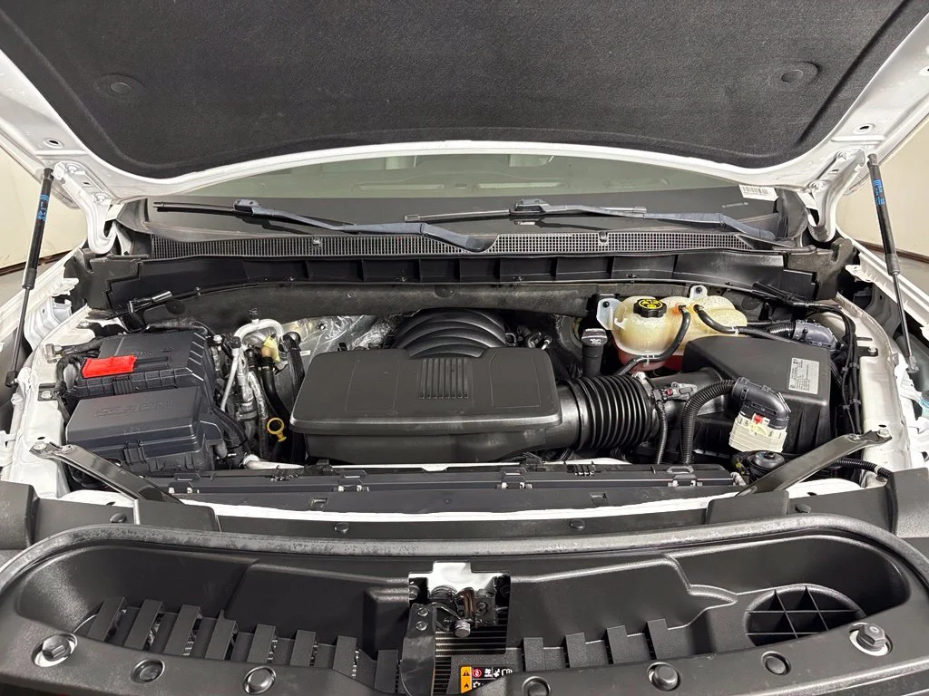 Used 2021 White Chevrolet LT image 46
