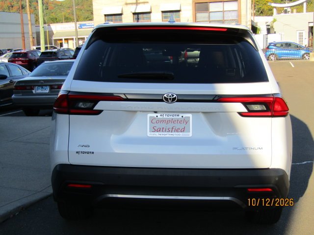 Certified Used 2024 Pearl Toyota Platinum image 5